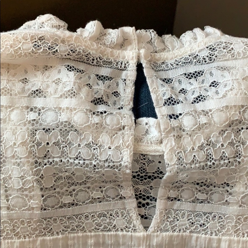 Ivory lace top - Picture 6 of 6